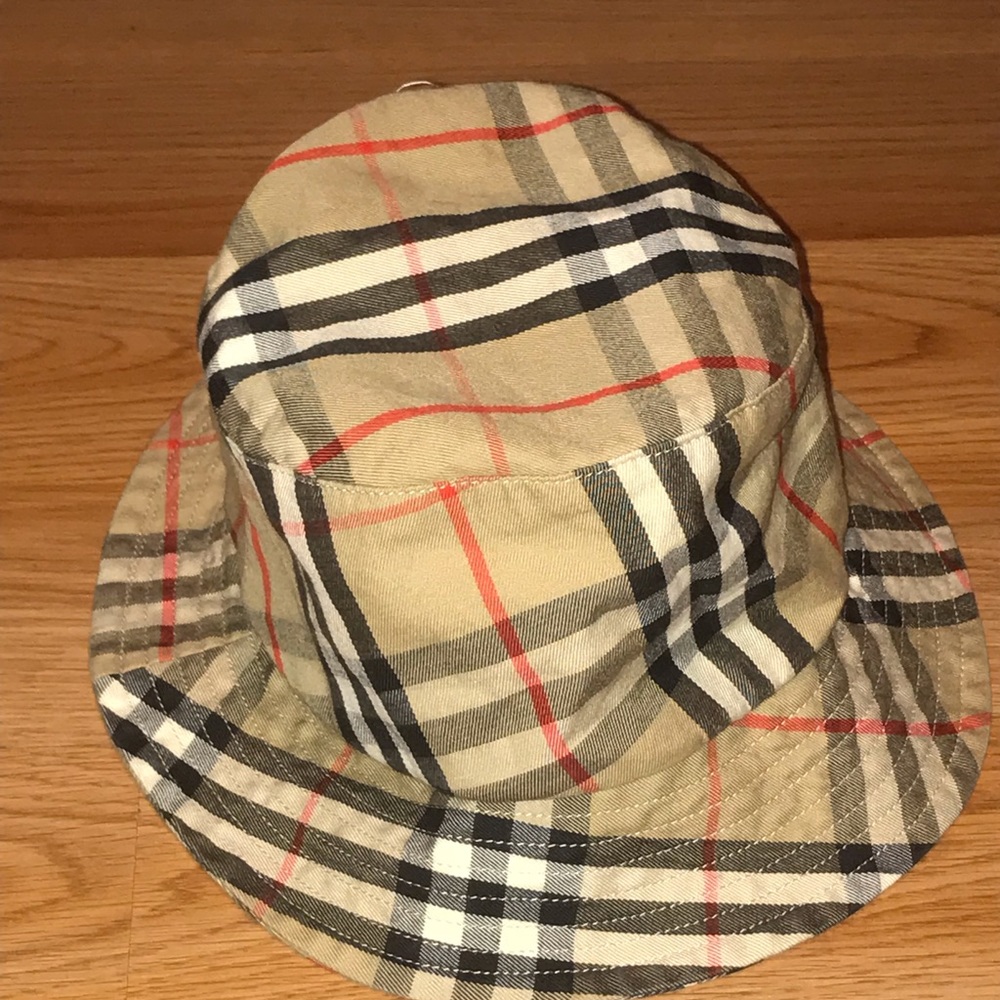 BURBERRY Kids Beige Plaid Bucket Hat - Classic Check - S
